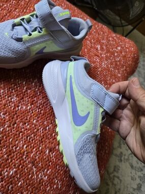 Nike Kids' Light Purple & Lime Slip-On Athletic Shoes